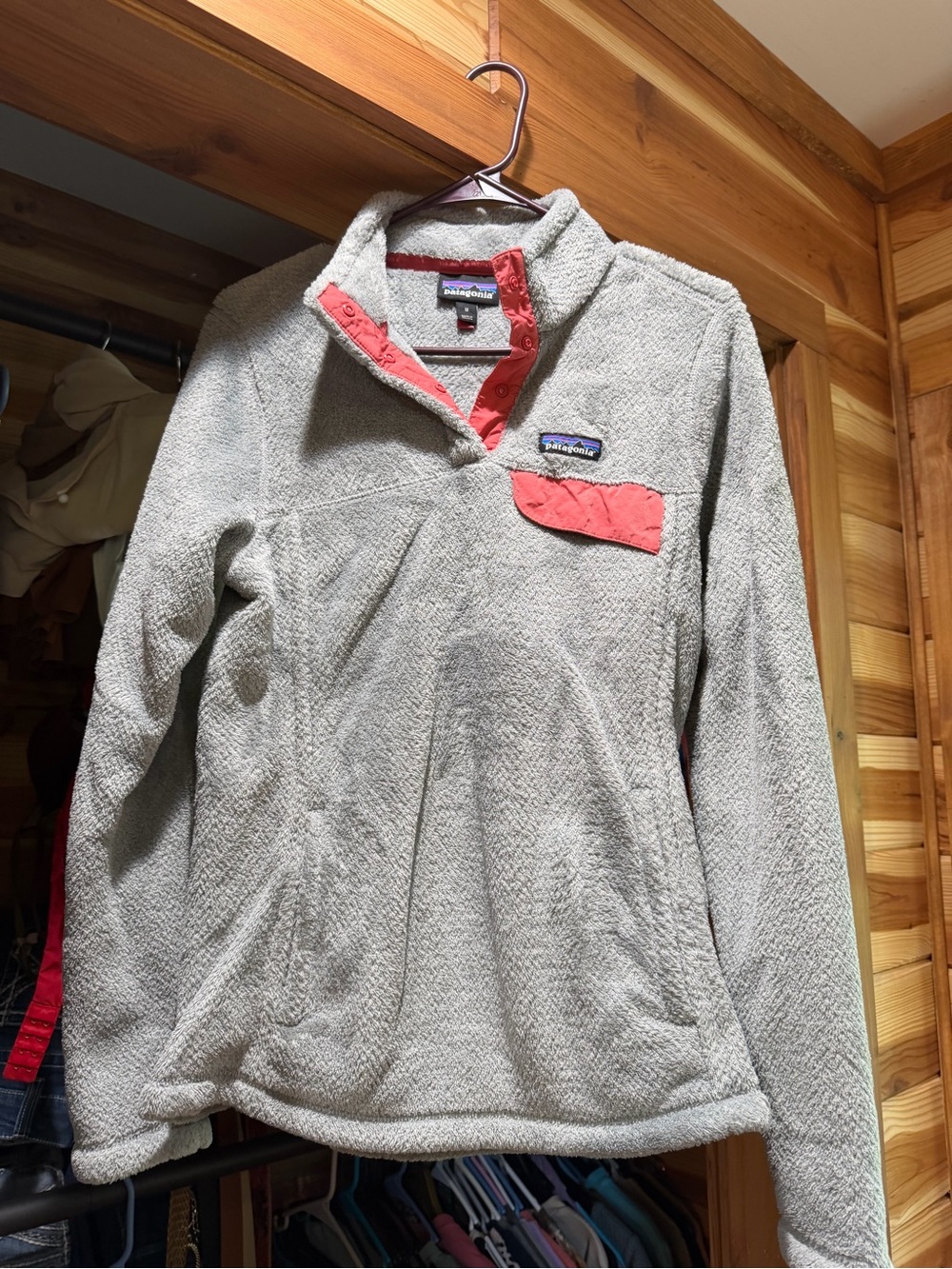 Patagonia Light Gray Teddy Fleece Pullover with Coral Trim